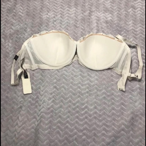 Victoria’s Secret balconet bra 34DD - Picture 3 of 4